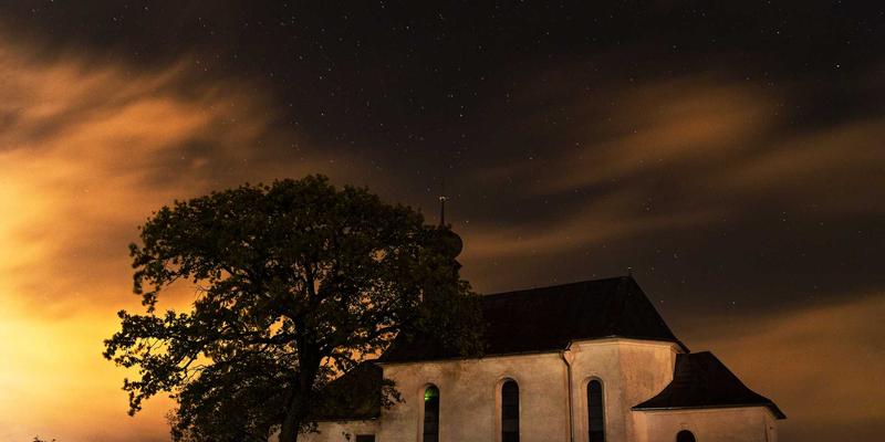 2025美容护肤指南：从成分到妆效，解锁美妆新趋势