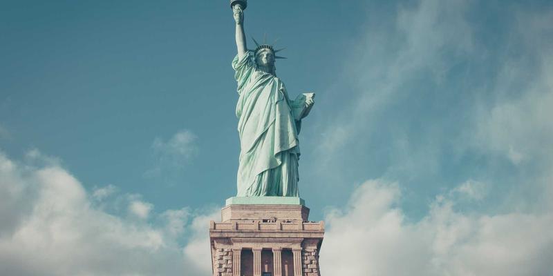 医美后家庭护肤全攻略：科学搭配产品巩固效果，关键成分分析与护肤技巧降低反黑风险