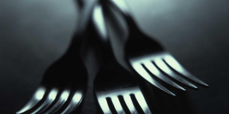 护肤品吸收率真相大揭秘：从化妆品测评看促渗技术、脸冰手法与质地如何影响效果